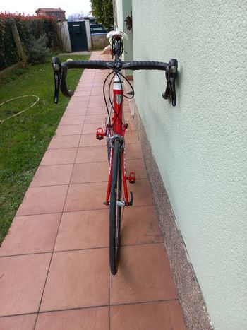 Trek 2.5 2011 2011 Road & Gravel usato, Rosso — immagine 2 di 6
