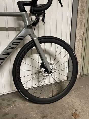 Used Canyon Ultimate CF SL 7 Disc 2021 Road & Gravel, Light Gray — image 4 of 6