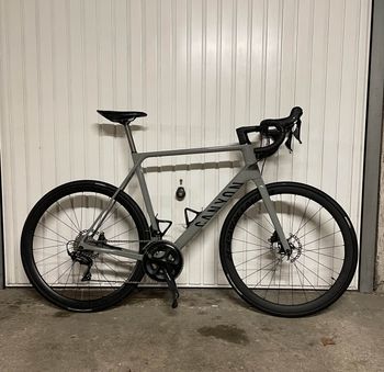 Used Canyon Ultimate CF SL 7 Disc 2021 Road & Gravel, Light Gray — image 1 of 6