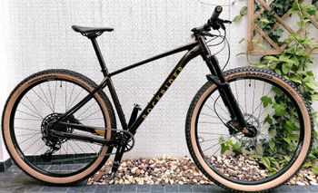 Used DECATHLON Rockrider Race 720 2023 Mountainbike, Orange — image 1 of 9