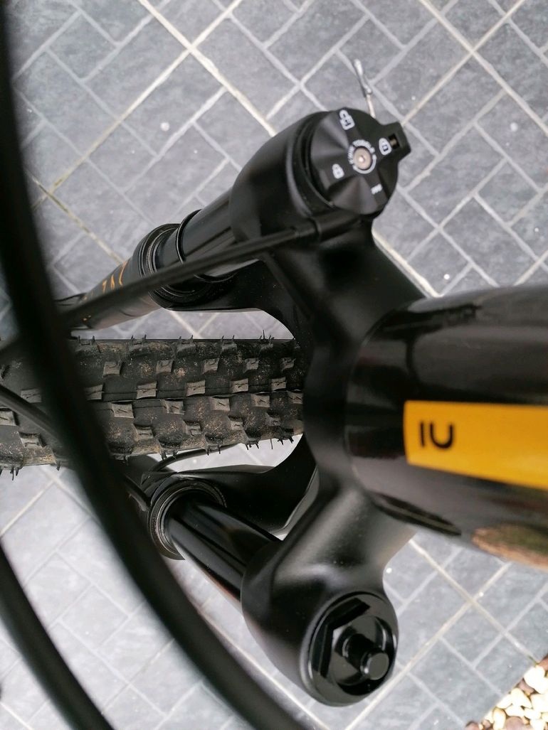 Used DECATHLON Rockrider Race 720 2023 Mountainbike, Orange — image 7 of 9