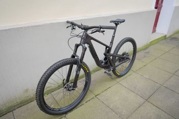 Used Santa Cruz 5010 R / Carbon C / 27.5 2022 Mountainbike, Viola — image 8 of 9