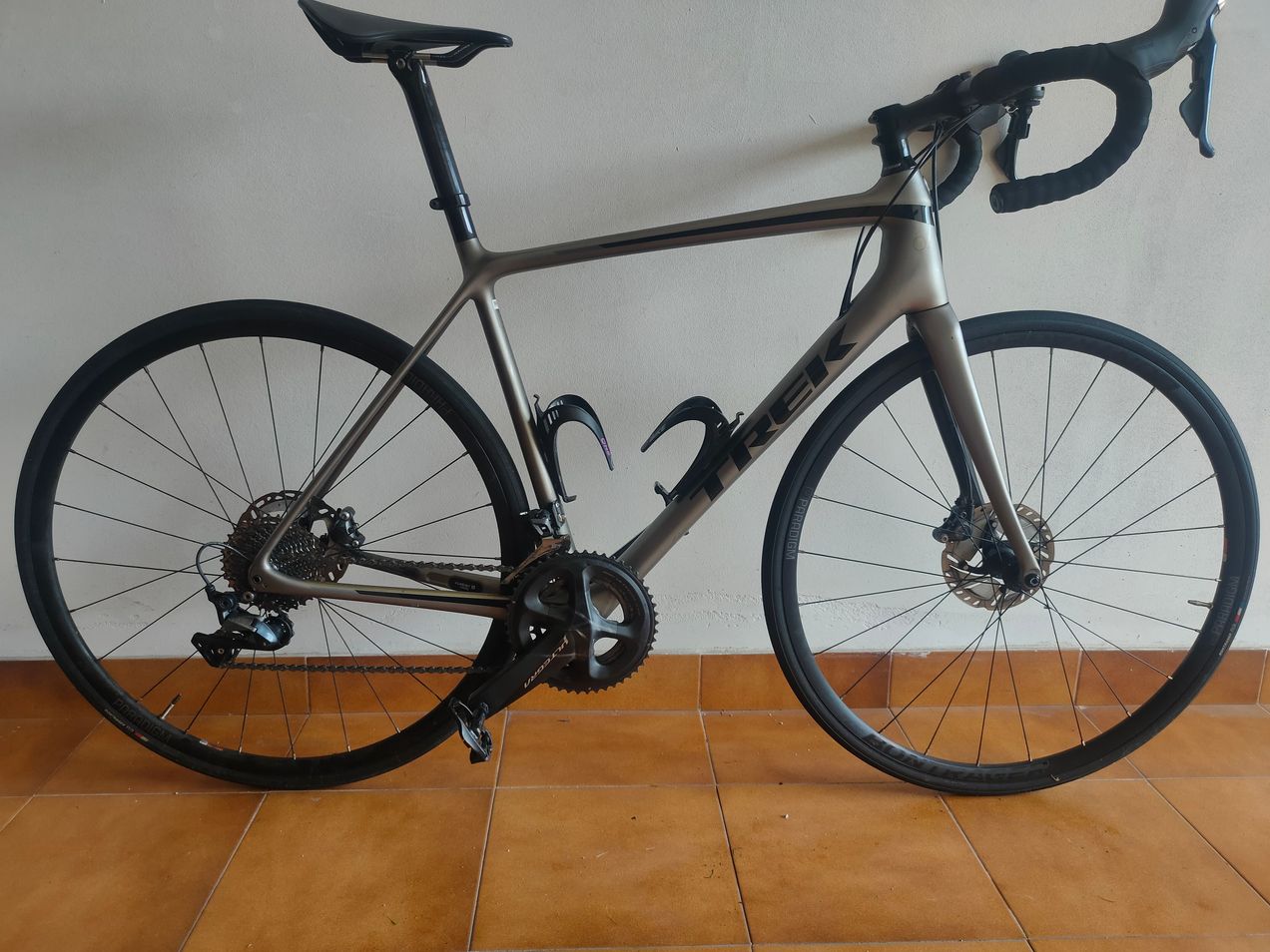 Trek monda SL 6 Disc