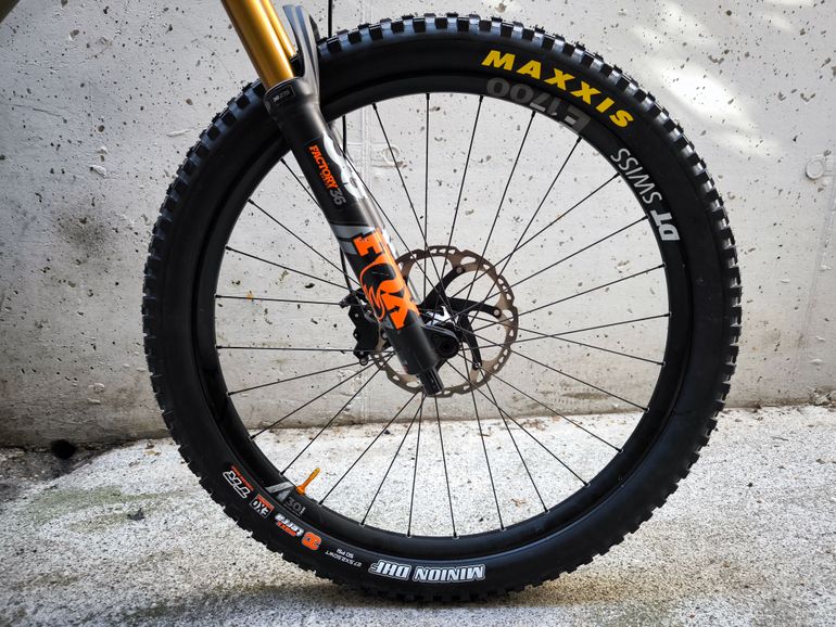Brugt Nukeproof Mega 275c Factory 2019 2019 Mountainbike — billede 16 af 20