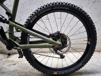 Brugt Nukeproof Mega 275c Factory 2019 2019 Mountainbike — billede 4 af 20