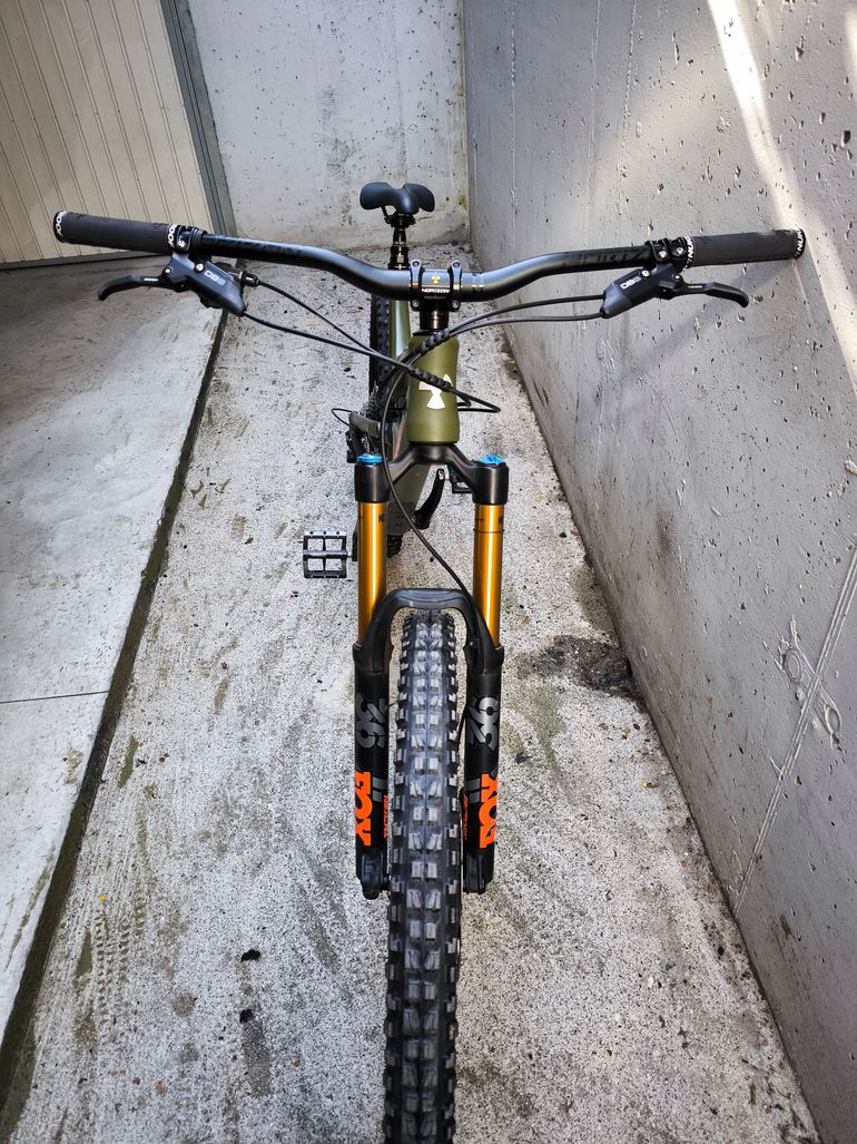 Brugt Nukeproof Mega 275c Factory 2019 2019 Mountainbike — billede 13 af 20