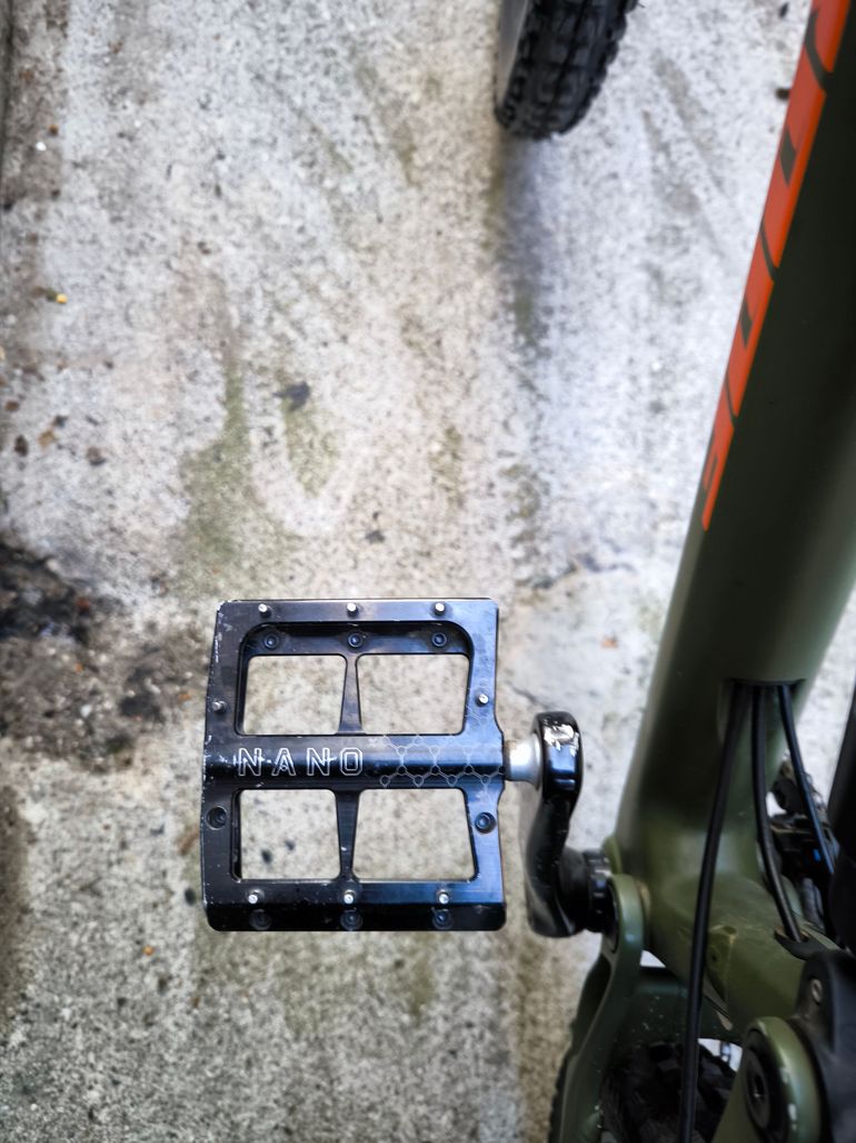 Brugt Nukeproof Mega 275c Factory 2019 2019 Mountainbike — billede 14 af 20