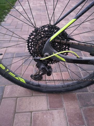 Berria BRAVO 4 2020 2020 Mountainbike d'occasion — image 4 sur 5
