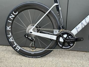 Factor OSTRO VAM 2023 2023 Road & Gravel d'occasion — image 11 sur 13