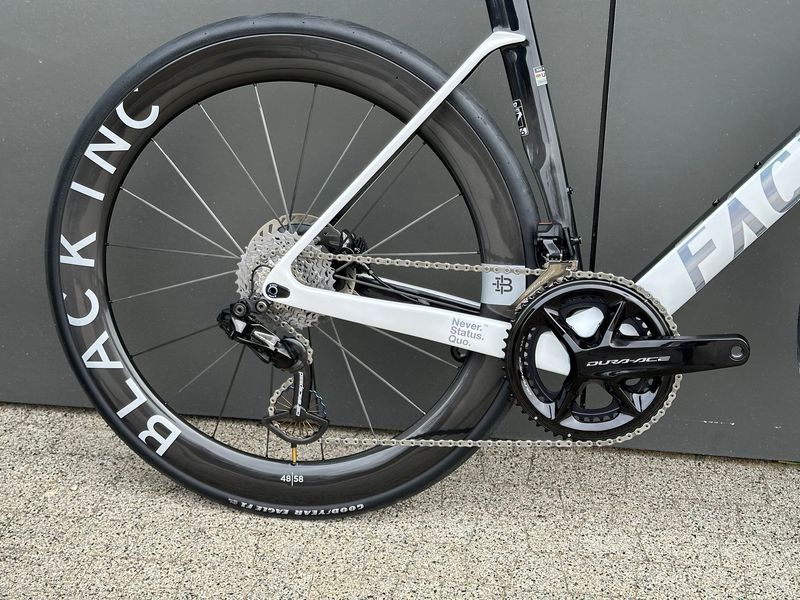 Factor OSTRO VAM 2023 2023 Road & Gravel d'occasion — image 11 sur 13