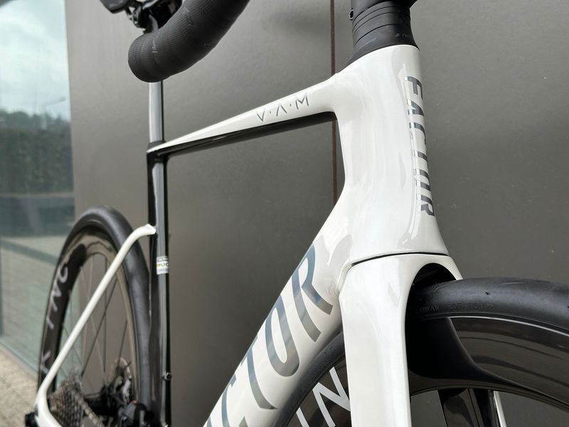Factor OSTRO VAM 2023 2023 Road & Gravel d'occasion — image 7 sur 13