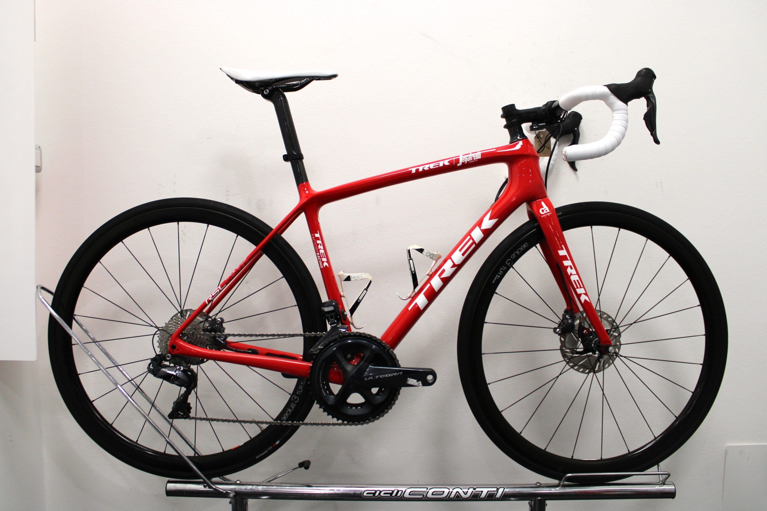 Trek emonda on sale team issue