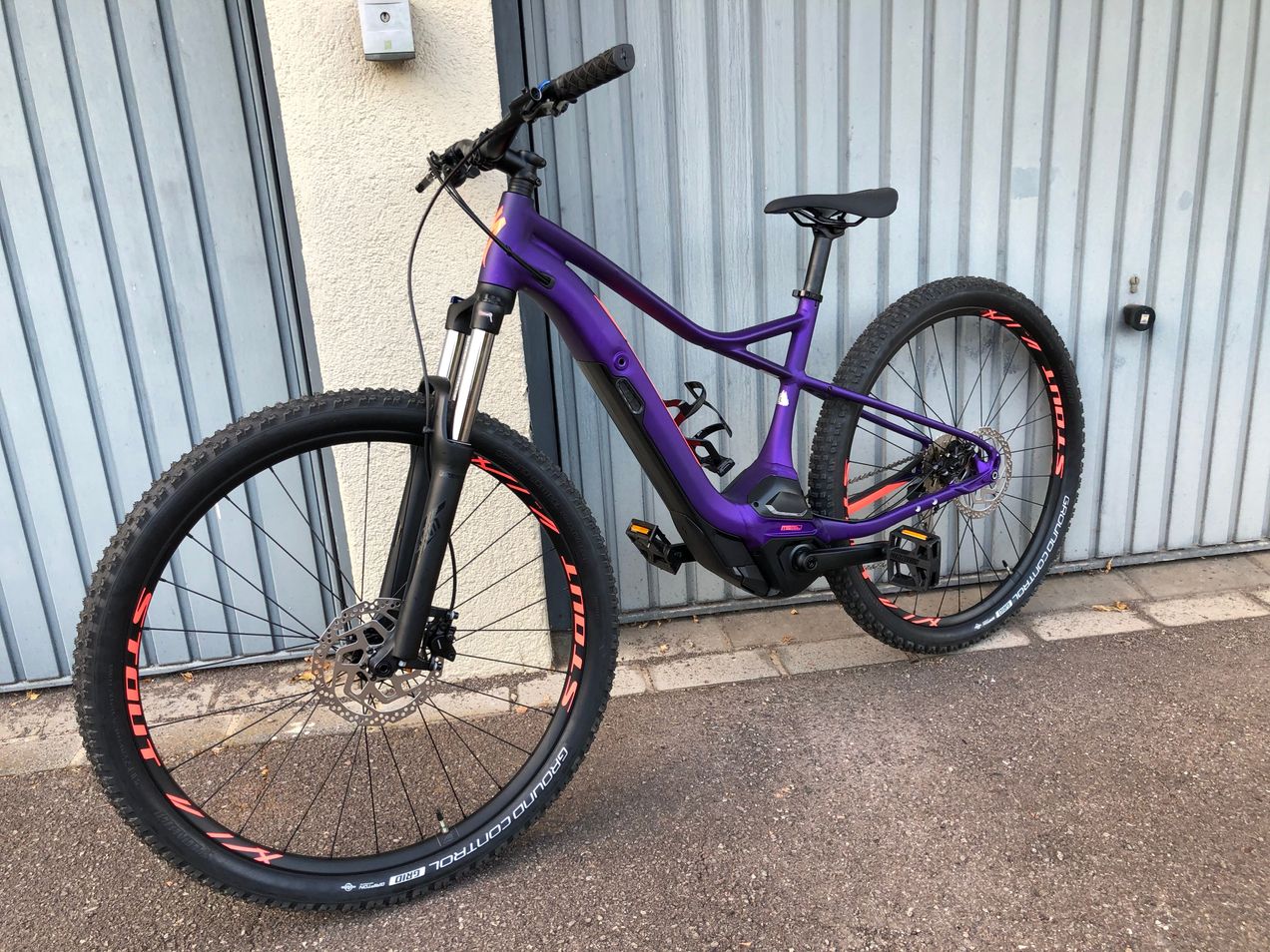 Specialized turbo levo hardtail best sale 29 2019