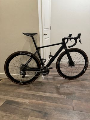 Canyon - Ultimate CF SLX 8 eTap 2023, 2023