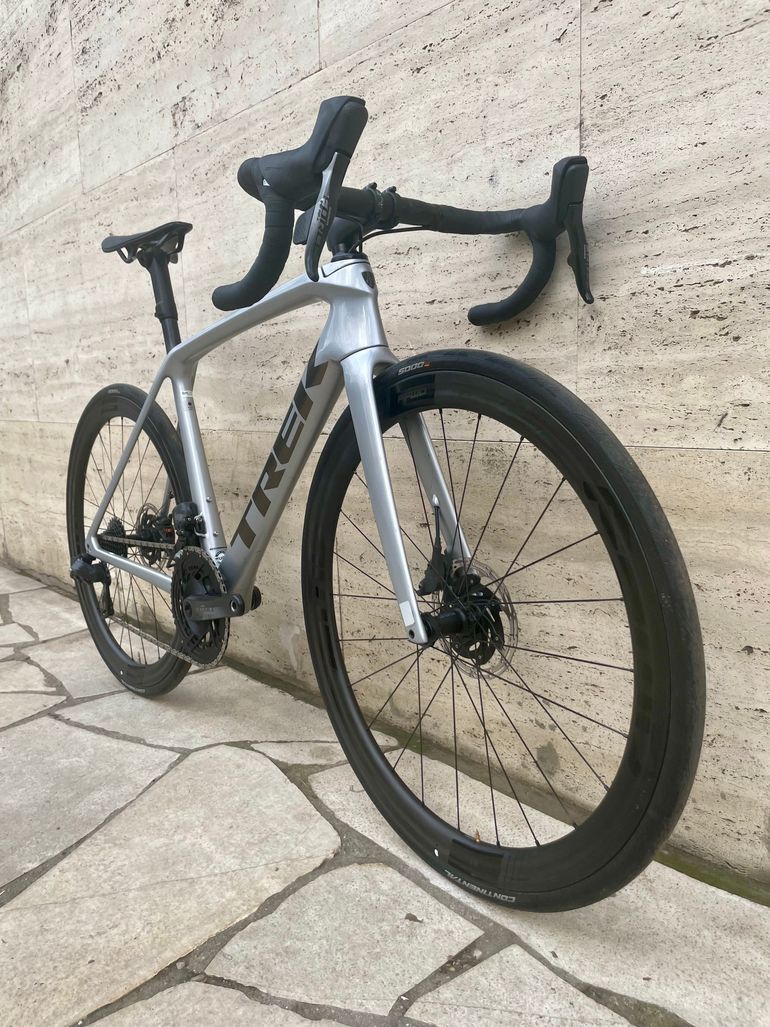 Trek emonda sl 7 deals etap 2021 road bike