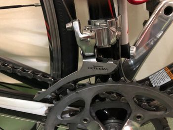 Used Trek Madone 4.7 Ultegra 2011 2011 Road & Gravel — image 2 of 6