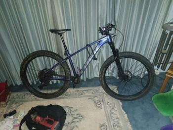 Genesis 2900 max air mountain bike hot sale