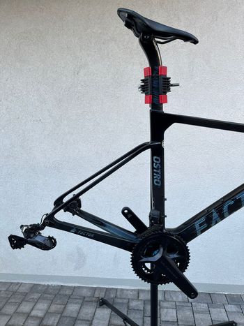 Used Factor Frame Kit Ostro VAM + Ultegra Di2 12V 2023 Road & Gravel, Black — image 5 of 7