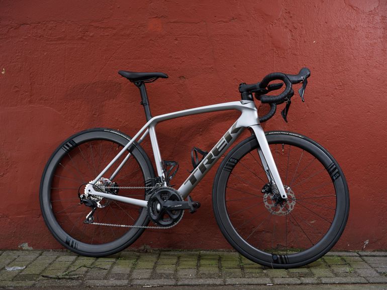 Trek Émonda SL 5 Disc used in 54 cm | buycycle USA