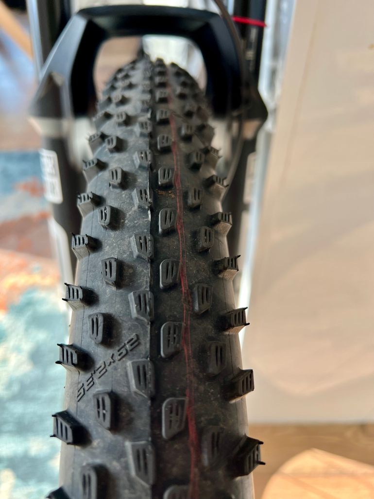 Used Canyon Lux CF 6 2021 2021 Mountainbike — image 11 of 11