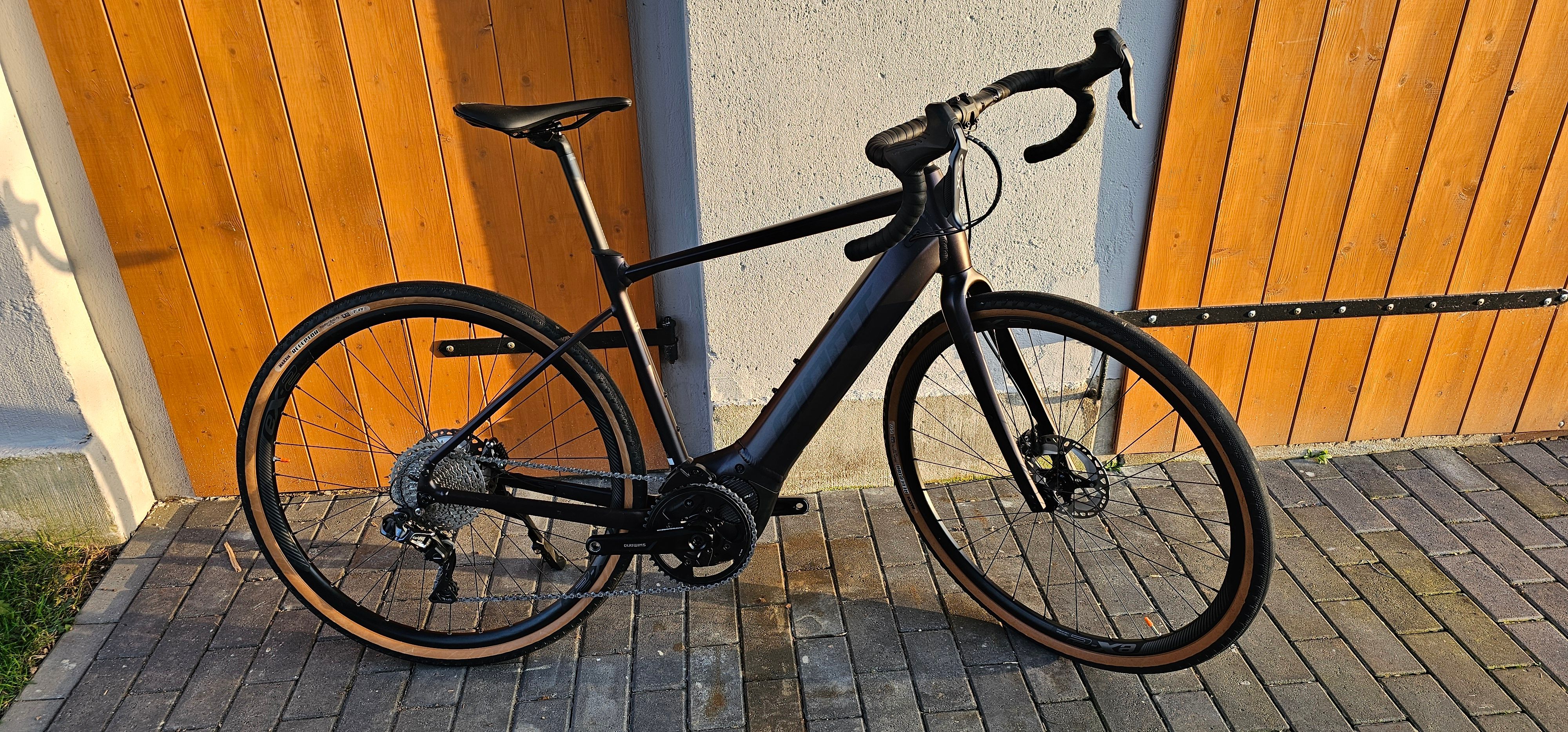 Giant Revolt E usato in 56 cm buycycle Italia