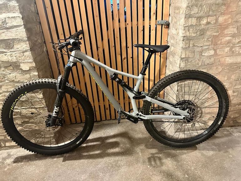 Used Specialized Stumpjumper FSR Comp 12-spd 2020 Mountainbike, Light Gray — image 2 of 5