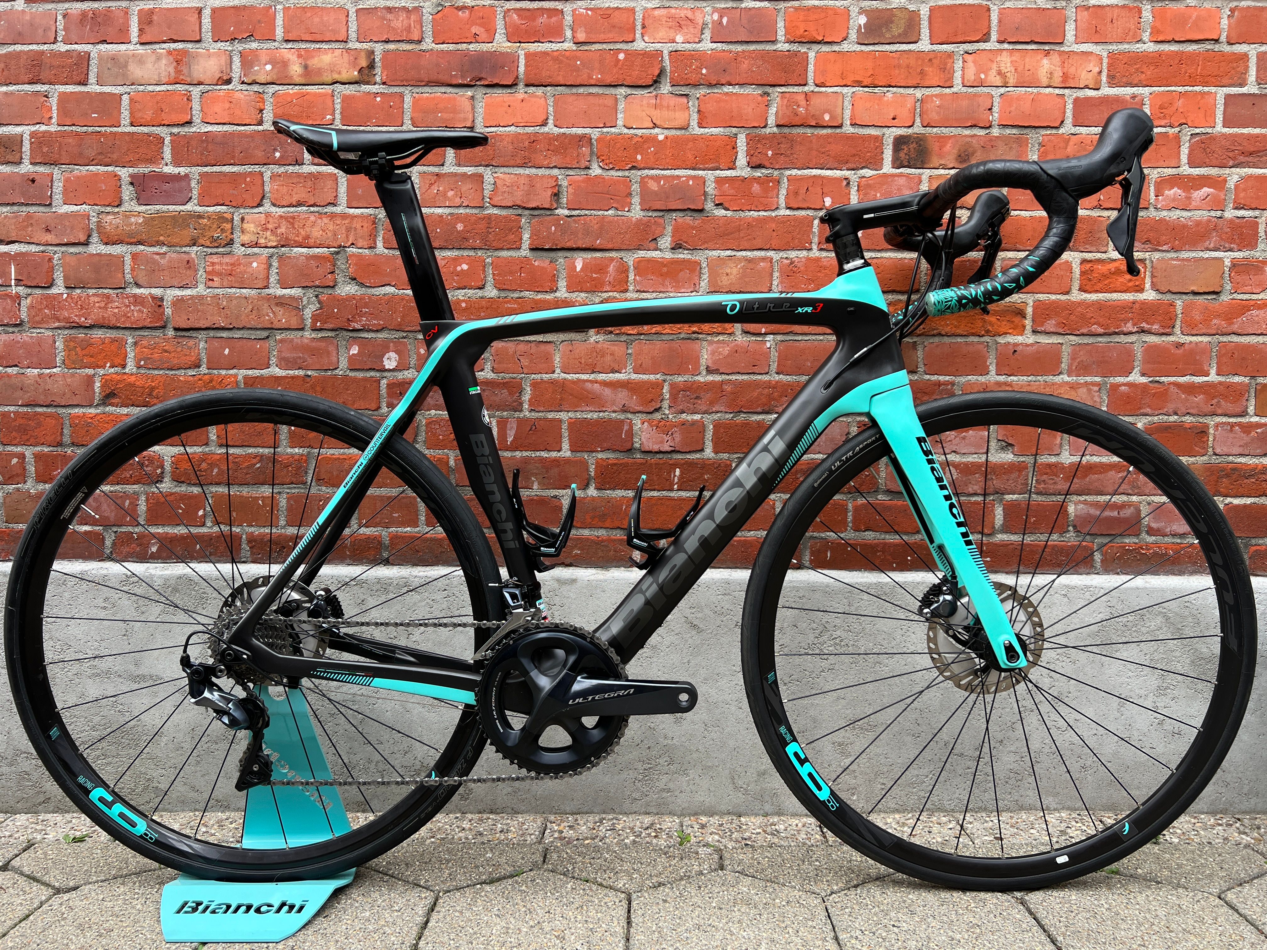 Bianchi best sale shimano ultegra