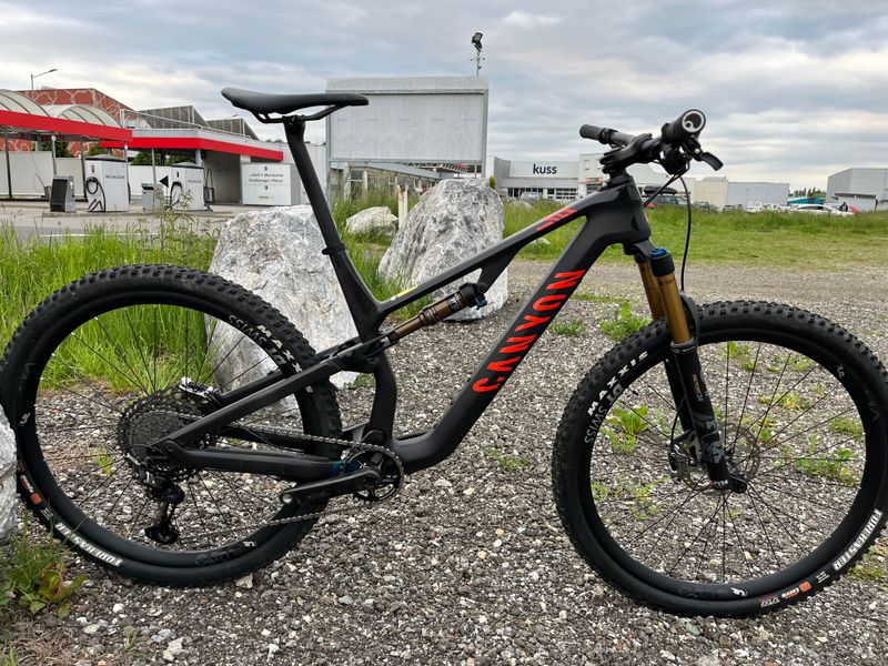 Używany Canyon Neuron CF SLX 9 2021 2021 Mountainbike — zdjęcie 36 z 56