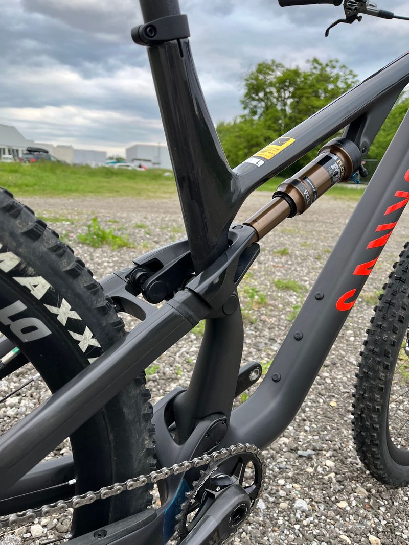 Używany Canyon Neuron CF SLX 9 2021 2021 Mountainbike — zdjęcie 23 z 56