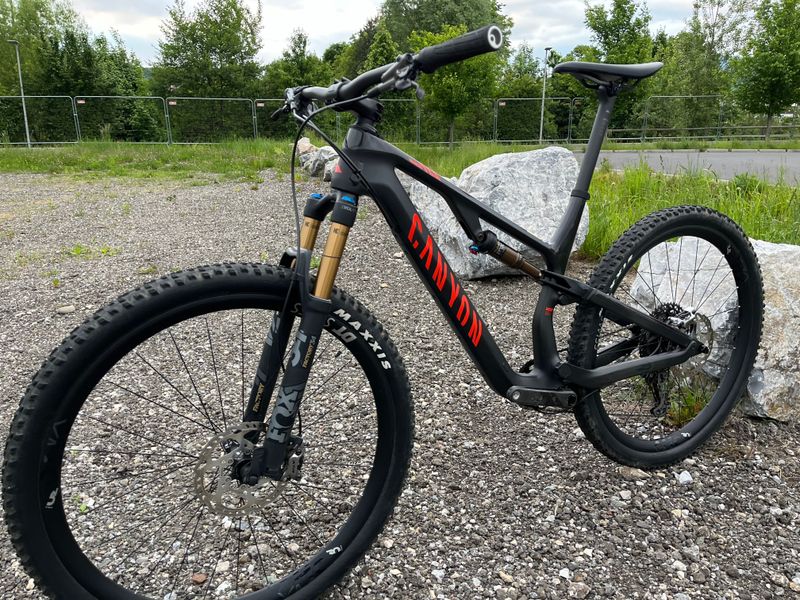 Używany Canyon Neuron CF SLX 9 2021 2021 Mountainbike — zdjęcie 32 z 56