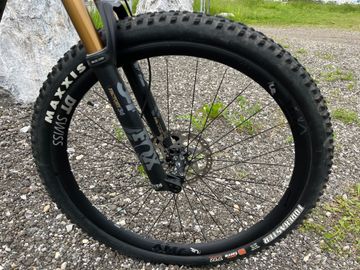 Używany Canyon Neuron CF SLX 9 2021 2021 Mountainbike — zdjęcie 10 z 56