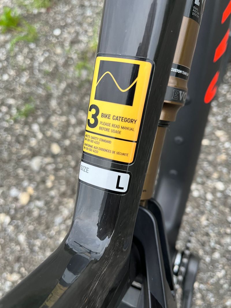 Używany Canyon Neuron CF SLX 9 2021 2021 Mountainbike — zdjęcie 34 z 56