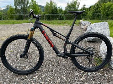 Canyon Neuron CF SLX 9 2021 2021 MTB usato