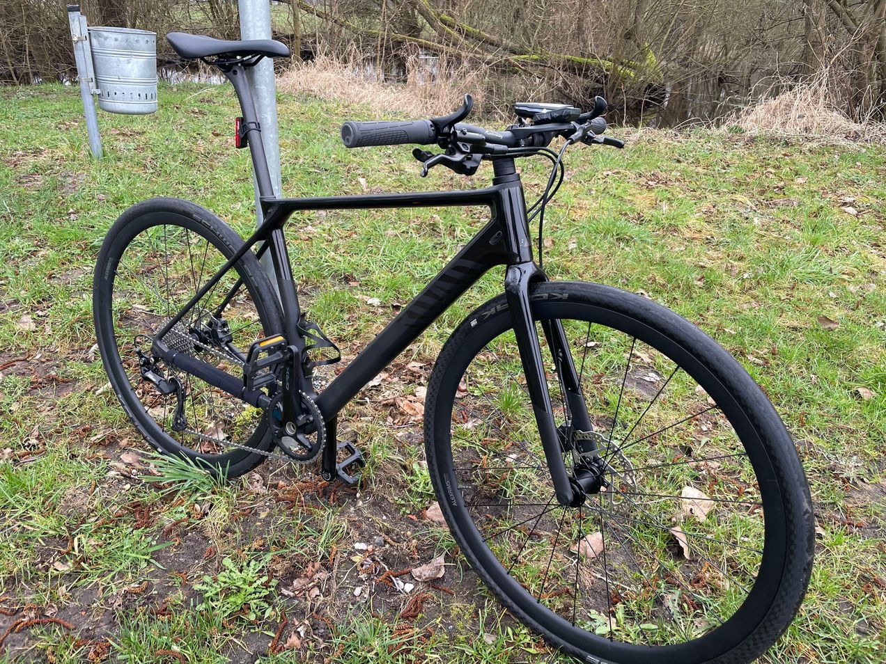 canyon roadlite cf 7.0 hybrid bike