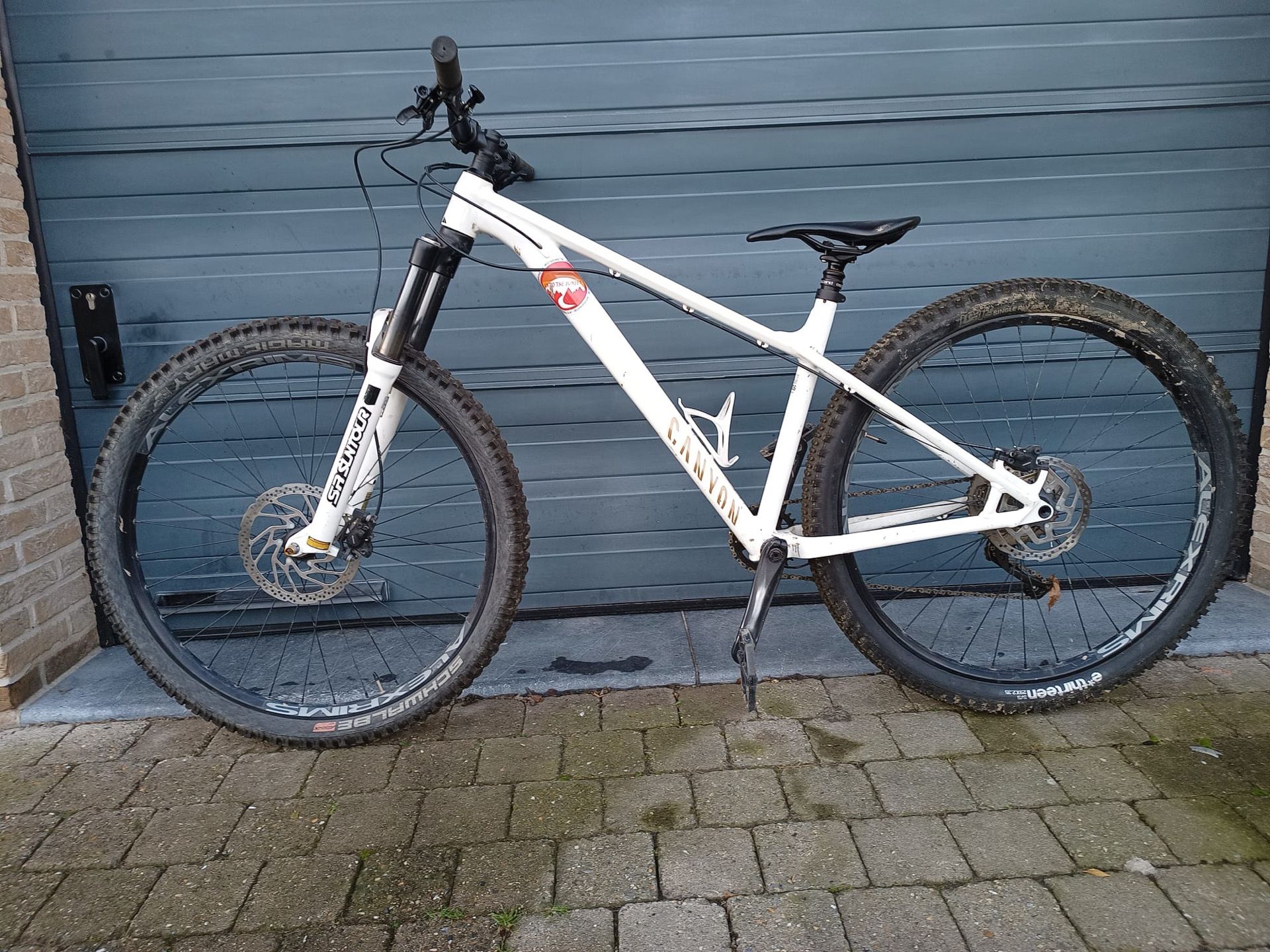 Canyon Stoic 2 used in M buycycle UK