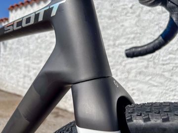 Gebrauchtes Scott Addict Gravel Tuned HMX GRX Di2 2x11 CeramicSpeed 2022 2022 Road & Gravel, Schwarz — Bild 21 von 28