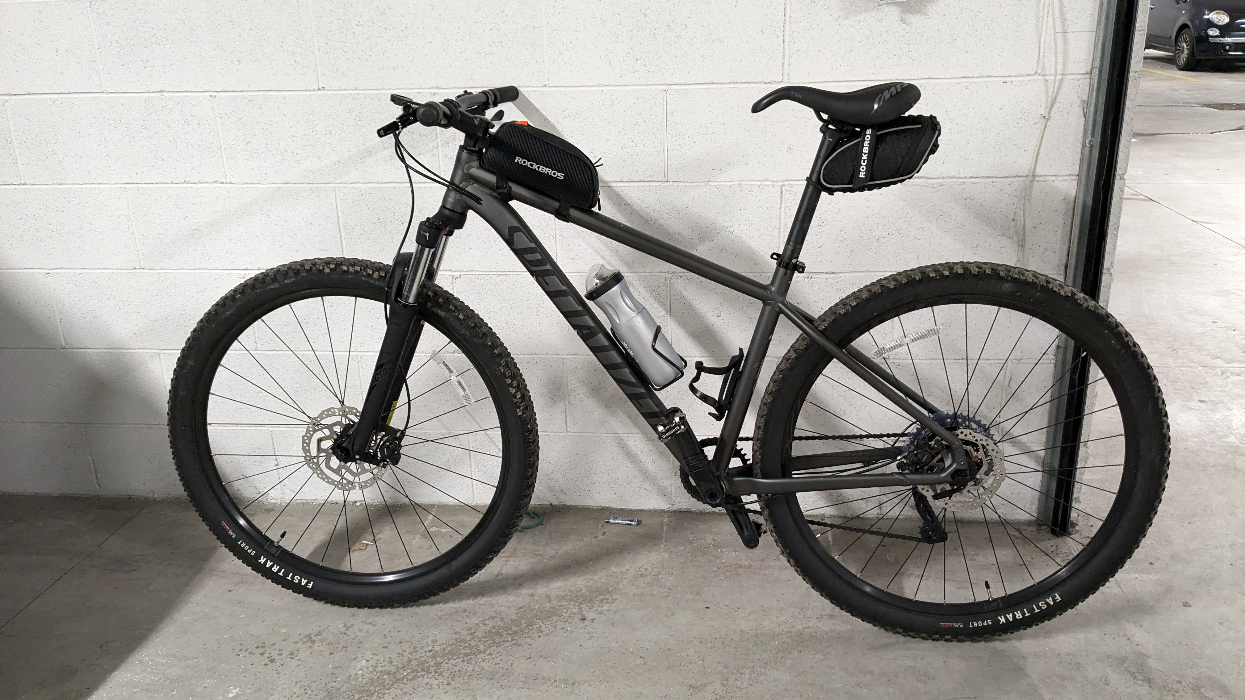 Specialized 2020 deals rockhopper comp 1x