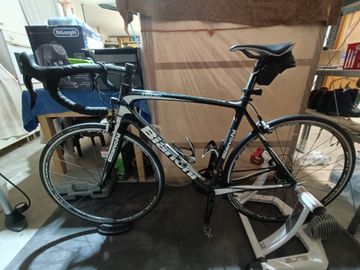 Bianchi Intenso Veloce Compact 2016 2016 Road & Gravel usato