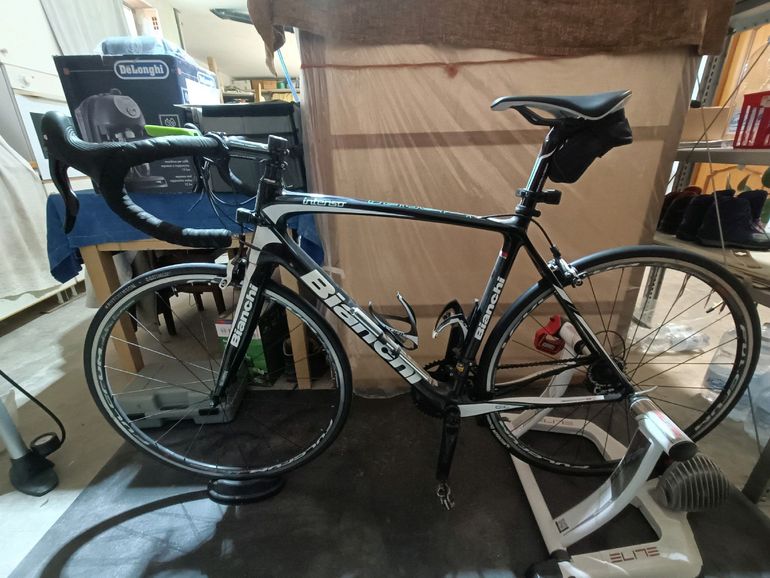 Used Bianchi Intenso Veloce Compact 2016 2016 Road & Gravel — image 1 of 3