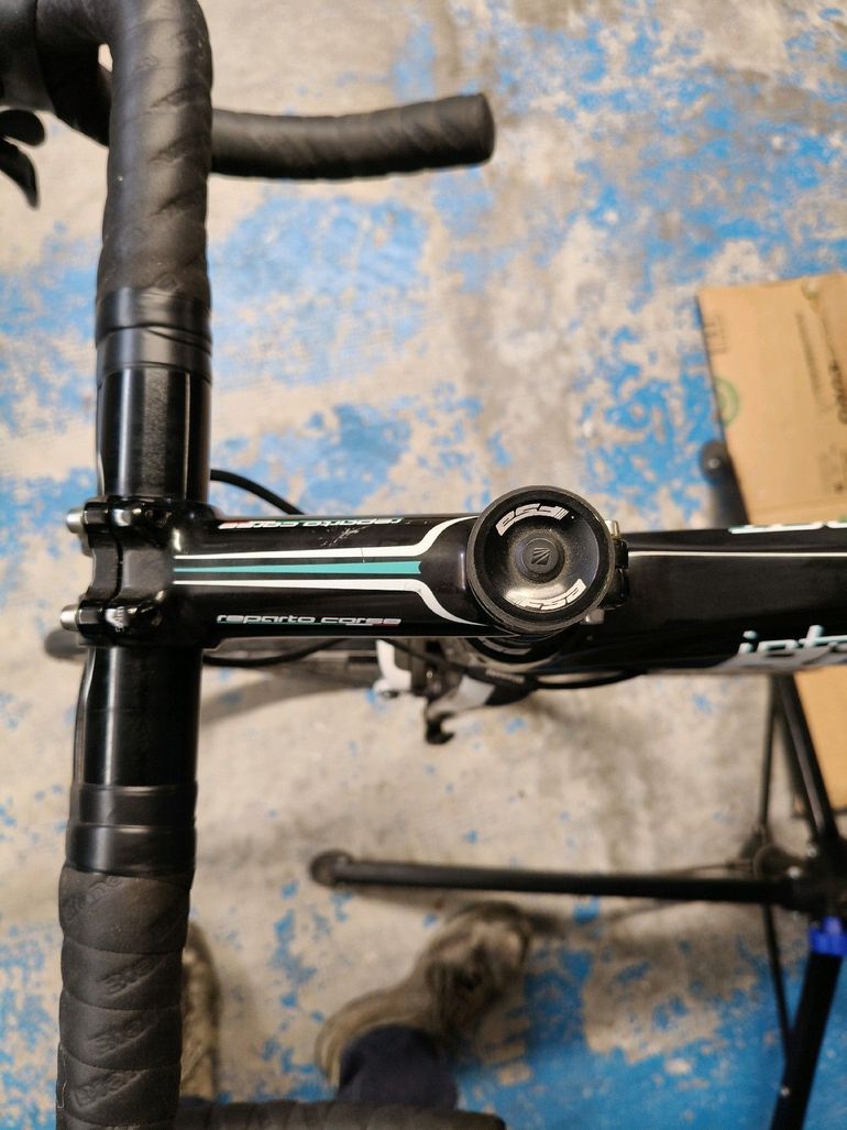Käytetty Bianchi Intenso Veloce Compact 2016 2016 Road & Gravel — kuva 10 / 13