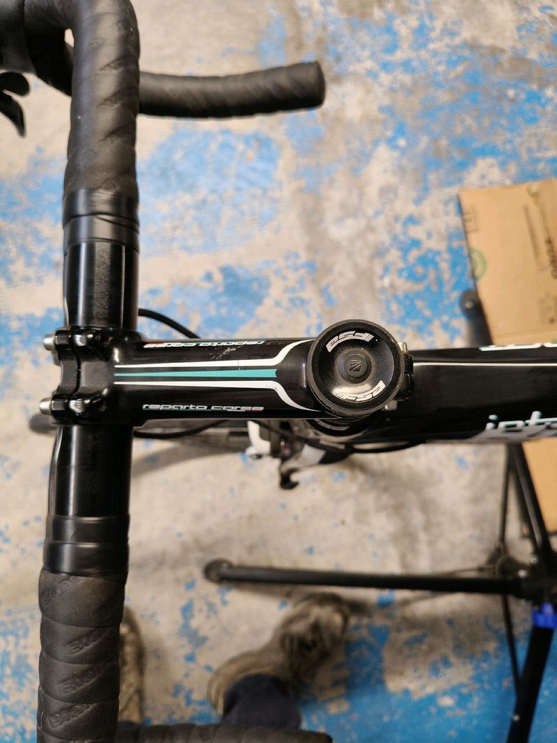 Used Bianchi Intenso Veloce Compact 2016 2016 Road & Gravel, Black — image 10 of 13