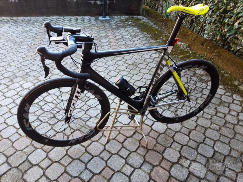 Tweedehands Giant Propel Advanced 1 2015 Road & Gravel — afbeelding 1 van 3