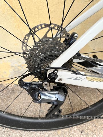 Used Merida REACTO DISC 5000 2019 2019 Road & Gravel, White — image 3 of 7