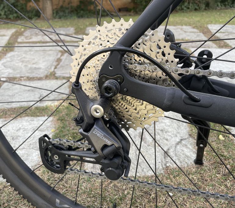 Used Bianchi Impulso e-Allroad Tourer 2022 Road & Gravel, Black — image 9 of 10