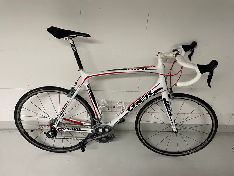 Trek hot sale madone 4.9