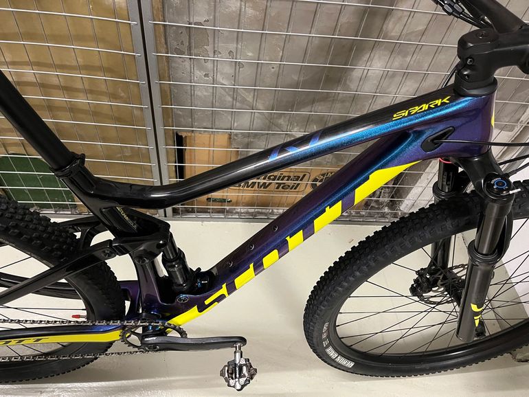 Used Scott Spark RC 900 Team Issue AXS 2020 2020 Mountainbike, Purple — image 5 of 7