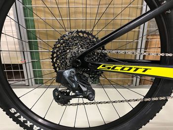Used Scott Spark RC 900 Team Issue AXS 2020 2020 Mountainbike, Purple — image 3 of 7