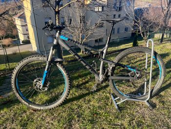 Used Focus spine evo 2019 Mountainbike, Light Gray — image 2 of 7