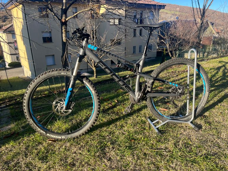 Used Focus spine evo 2019 Mountainbike, Light Gray — image 3 of 7