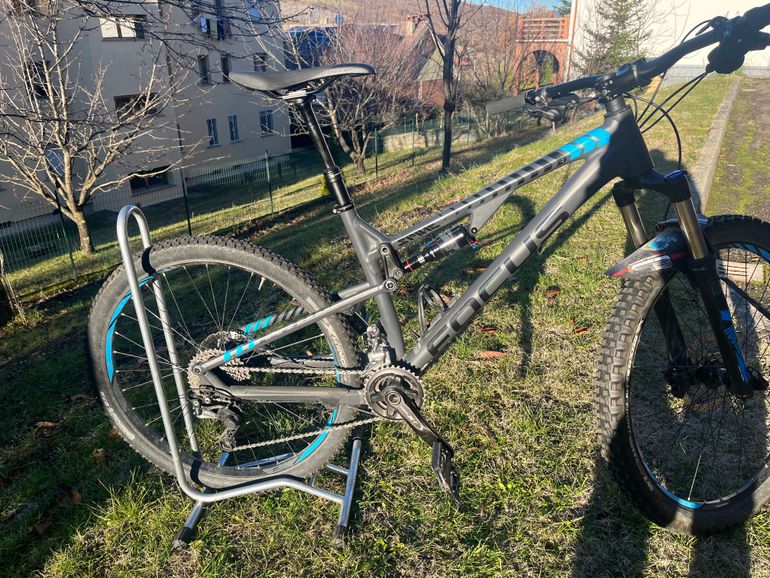 Used Focus spine evo 2019 Mountainbike, Light Gray — image 4 of 7